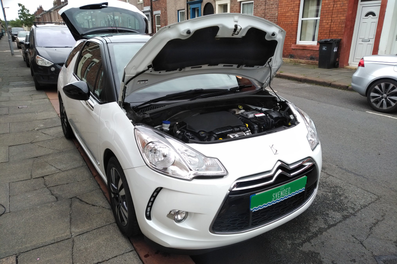 Illustration for article titled Cleaned neighbours Citroen DS3. EDIT: early morning repost